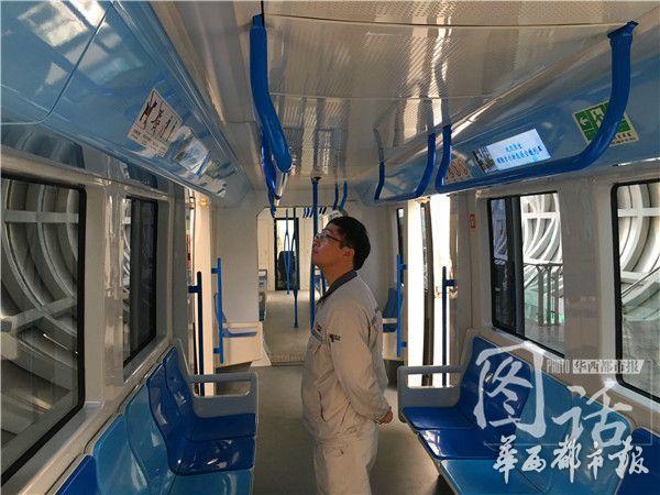 白丝魅魔玉足夹住榨精