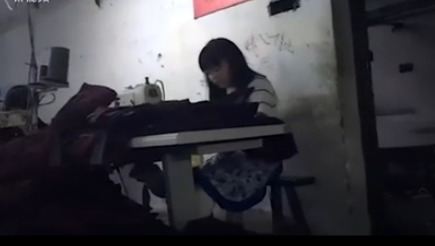 女上位双插—双龙入洞