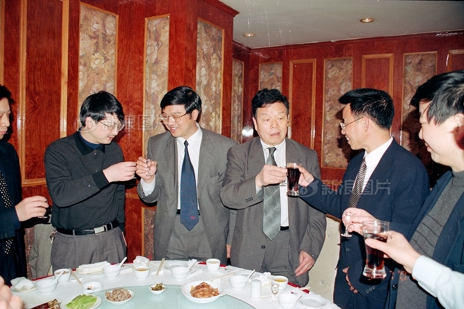 国产精品秘 久久久久久
