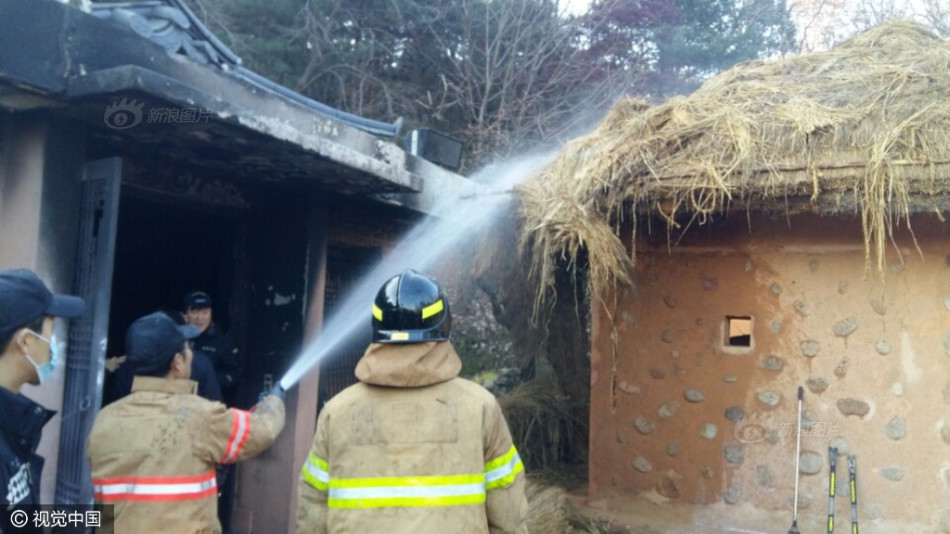 舌吻