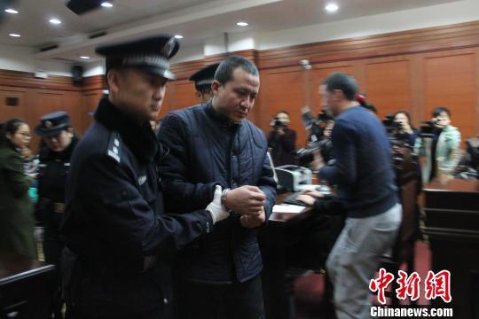 欧美性乱伦关系