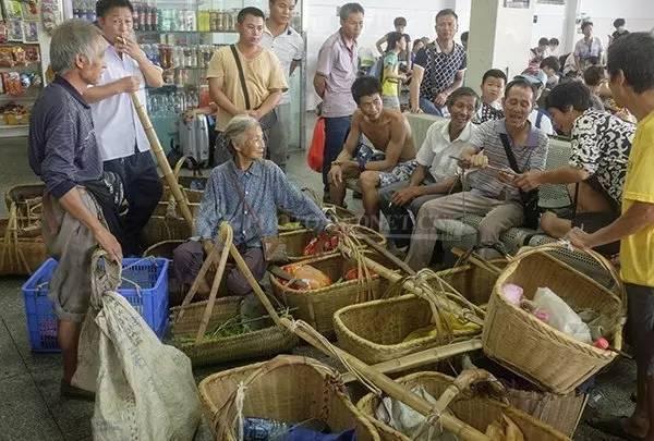 少妇高潮露脸国语对白