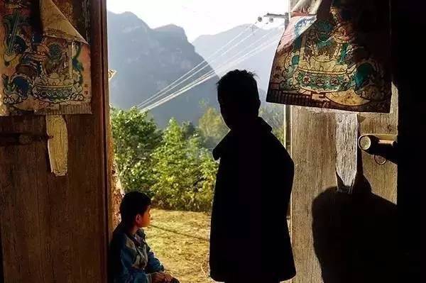 100款不良广告进入窗口