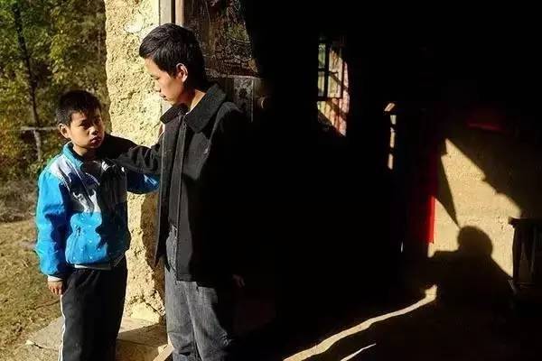 扒开 狂揉 喷水视频