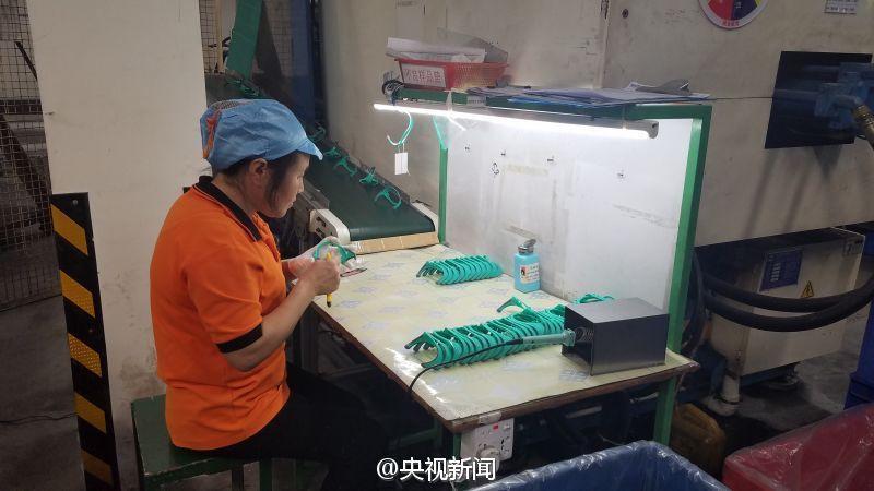 澳门美女三级片在线