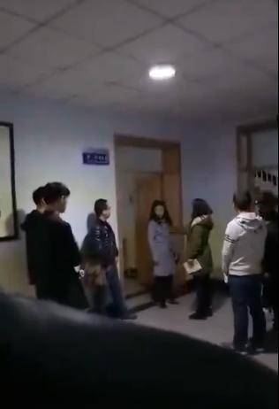 雪白丰满的肉体HD