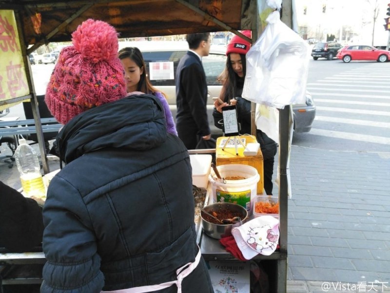 女人脱精光直播APP下载合集