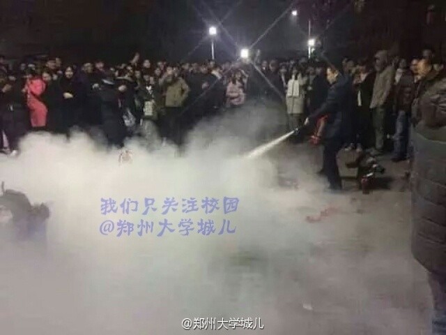 干美女老师的逼