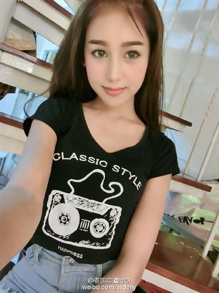 一色梓