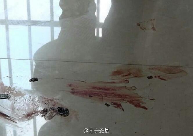 我把护士日出水