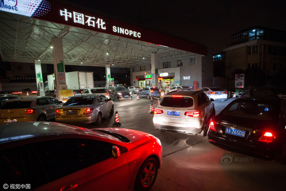 无码人妻一区二区三区线肥胖