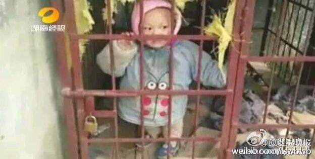 骚年玩老头JJJJ