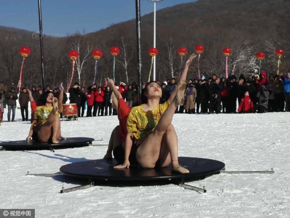 老女人乳头视频