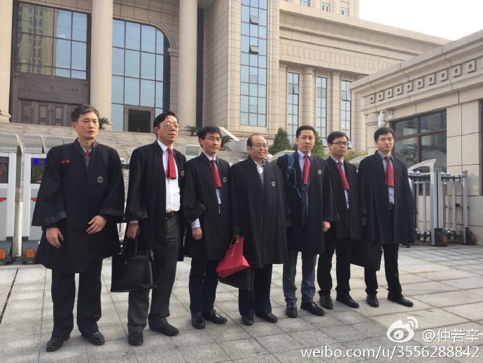 成人 免费 色情 片