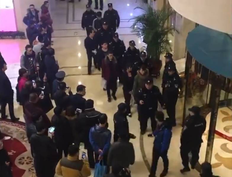 不卡无码性爱视频