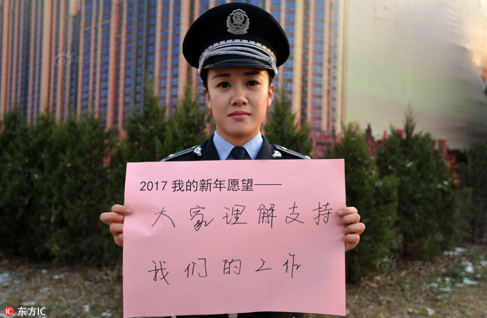 偷拍?吸乳羞免费网站