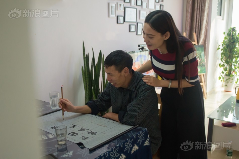 外出人口回家时间_外出回家简笔画(2)