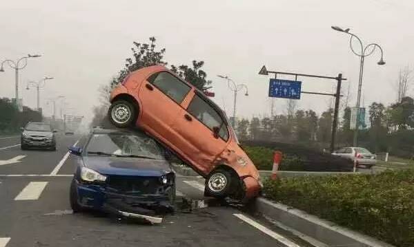 洋妞