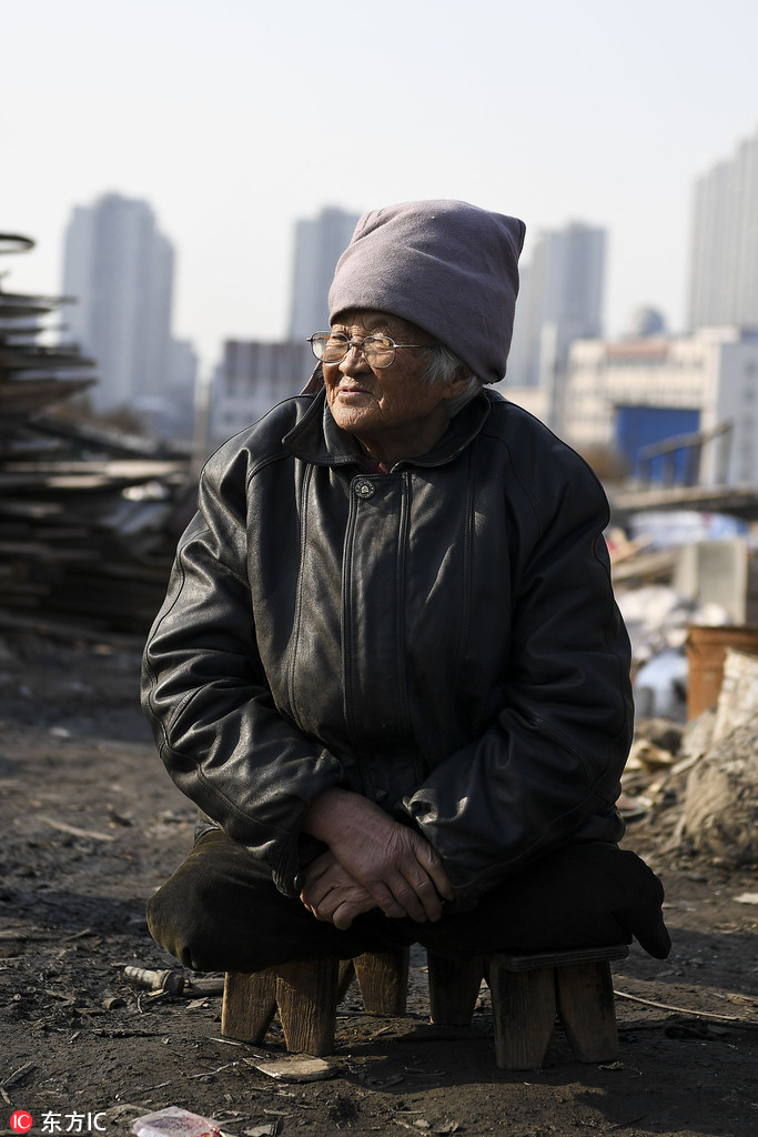 毛多水多丰满女人A片