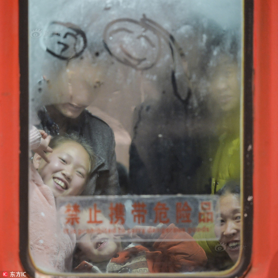 男仆撑开 让人玩弄