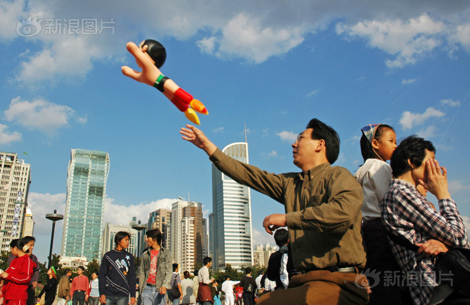 n攻1受军人攻第一天把受当mb