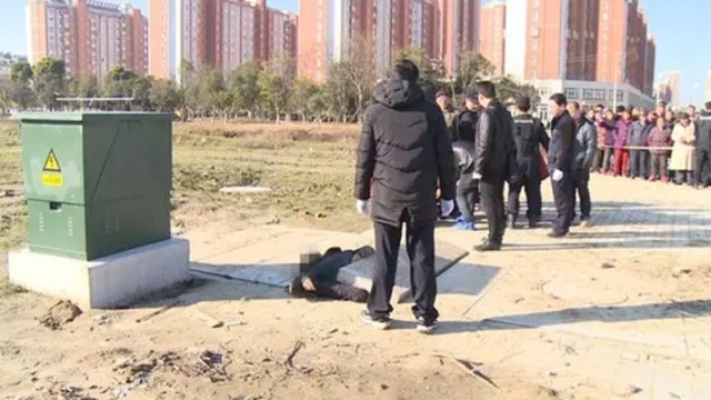 欧美黄色电影喷水