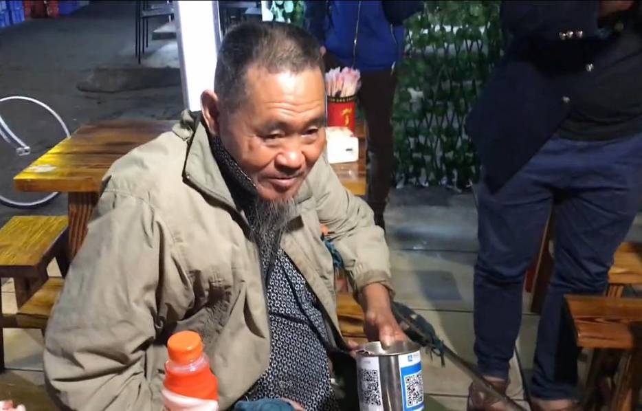 亚洲成人黄色
