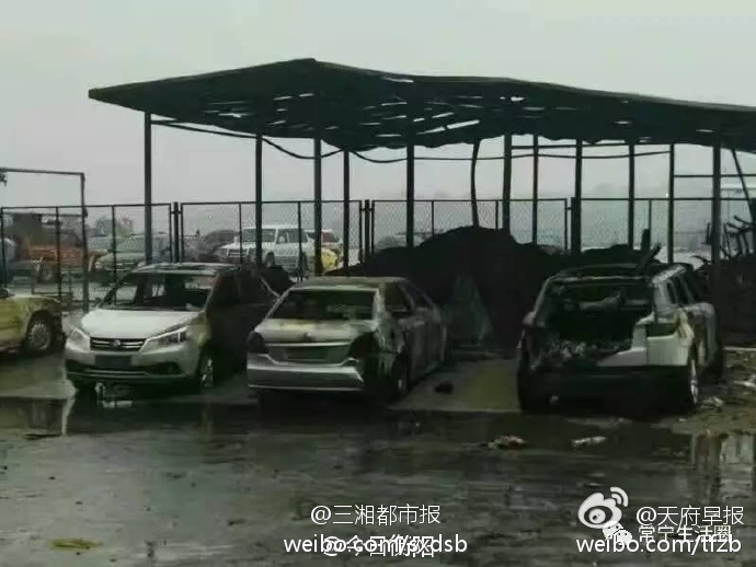唐三的坤坤放在宁荣荣哪里