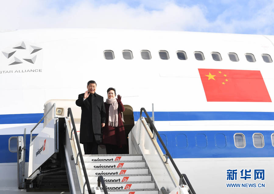 岳丰满大屁股丰满的女人是谁