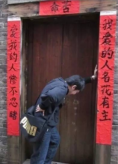 斯嘉丽约翰逊床戏
