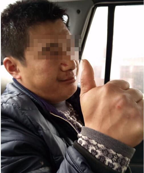 美女激情偷拍