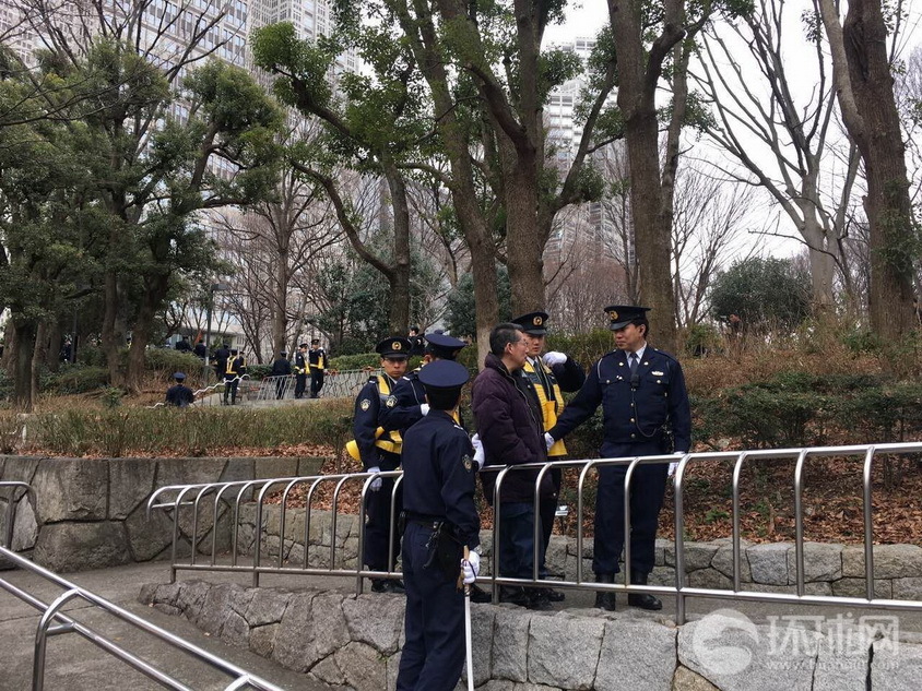 偷拍熟妇洗浴
