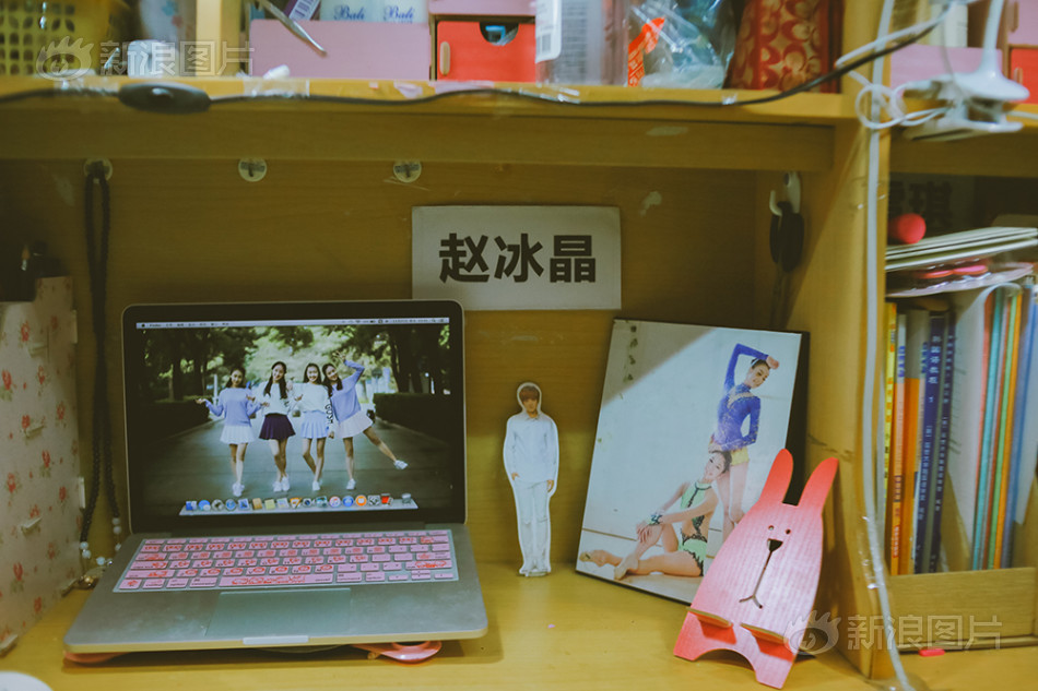 大学美女