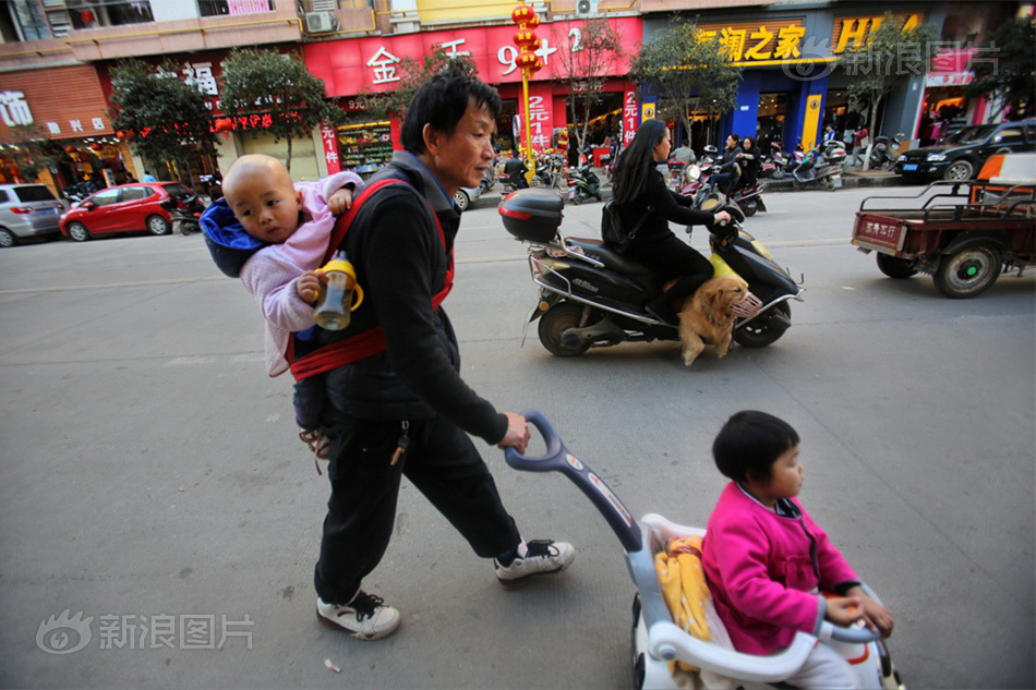 十八禁疯狂 喷水自慰爽男男