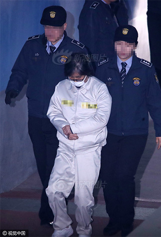 台湾野外黄色三级片