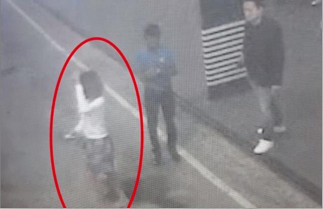露大奶