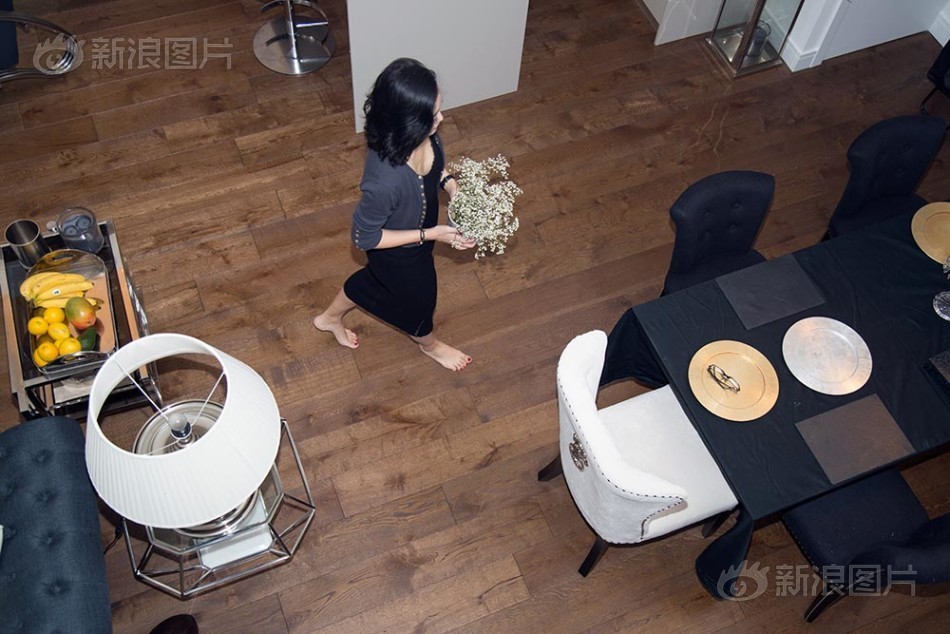 亚州爽人黄网站Www