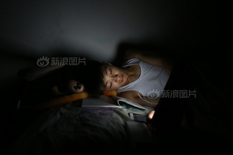 又白又肥老妇人XXX