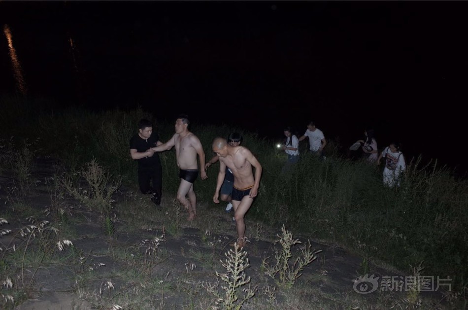 www.草逼