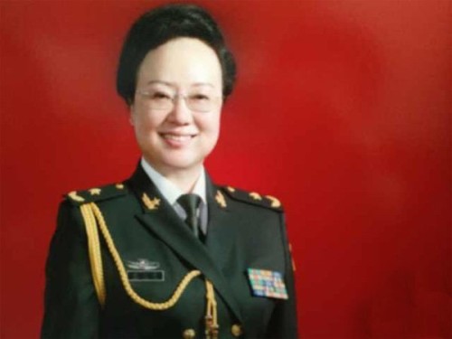 十八大反腐以来首现女将军落马(图)