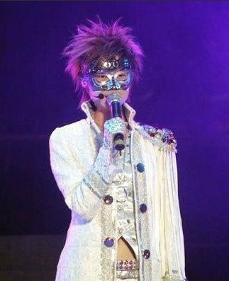 人人皆Gaga 女星个唱彪悍造型艳 惊 四座