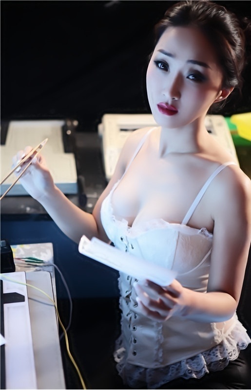 关颖颖内衣_内衣美女(2)