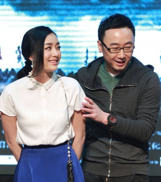陆川人口_秦岚与他一起4年,多次求婚被拒绝,如今娶小12岁央视女主持