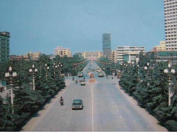 成都市人口是多少_世界各地风筝节眼中的彼此(3)