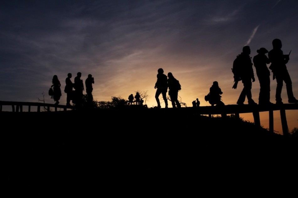 行走旅行的人 56071_3340048_504231.jpg