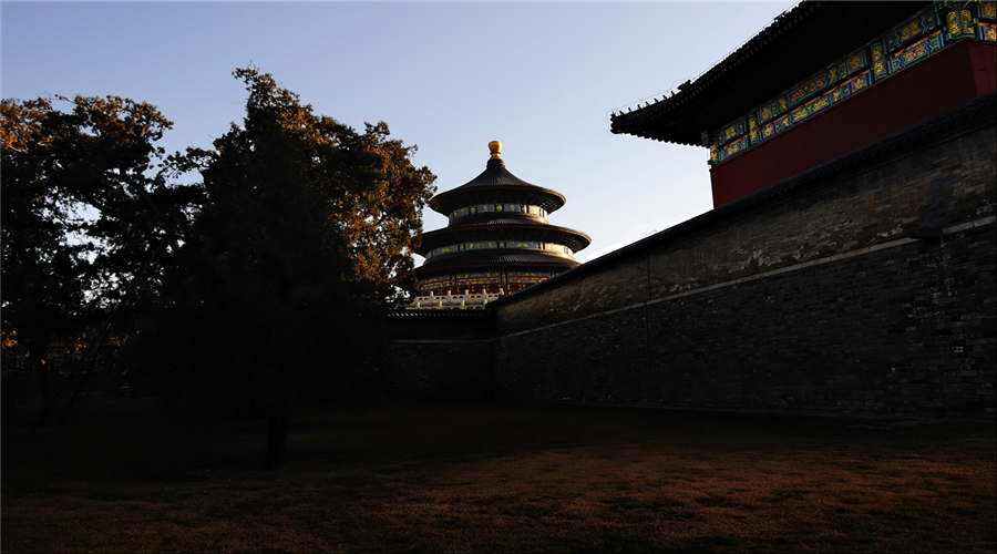 世界上著名的皇家建筑群 58926_3388331_832860.jpg