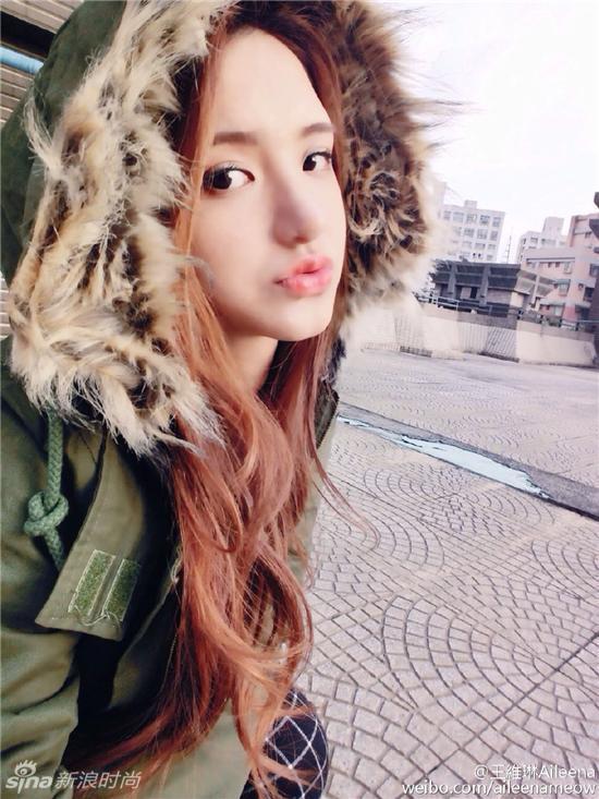 校花女神模特 40407_3976402_795137.jpg