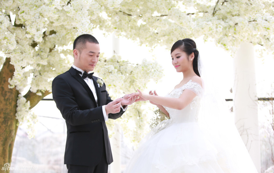 喻恩泰婚纱_喻恩泰吕秀才