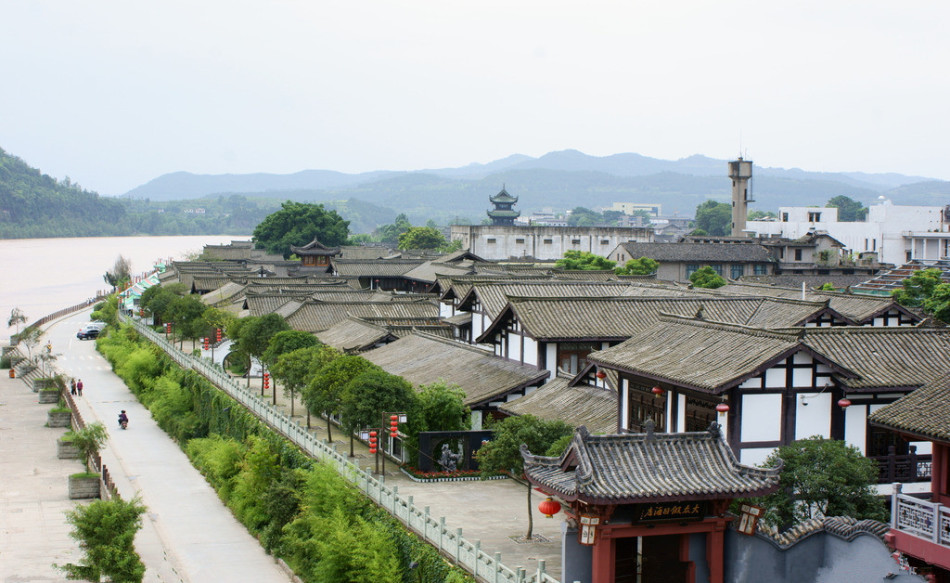 阆中的婚纱照_阆中古城图片(2)