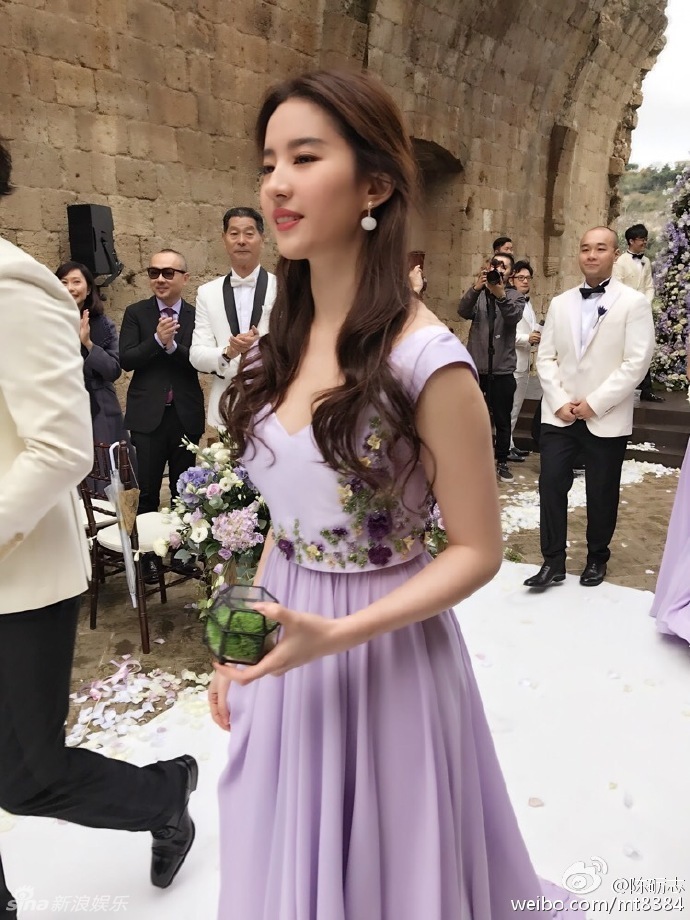 伴娘婚礼发言脱口秀台词,伴娘婚礼发言脱口秀台词大全